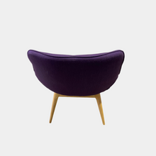 Load image into Gallery viewer, Armchair