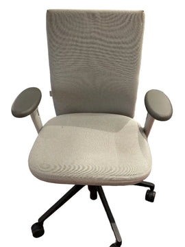 'Vitra' Task Chair (Grey)