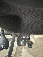 Load image into Gallery viewer, Style Office Chair
