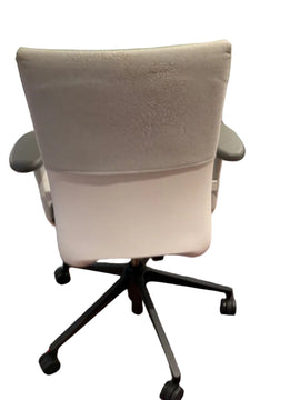 'Vitra' Task Chair (Grey)