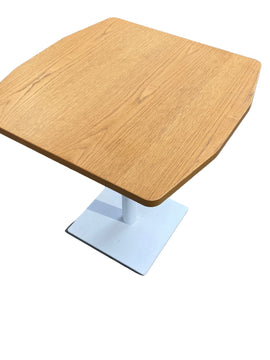 Breakout table