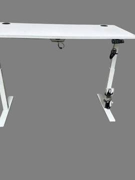 Electric sit to stand desk