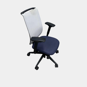 'Steelcase' task chair