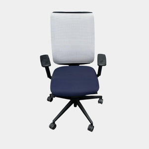 'Steelcase' task chair