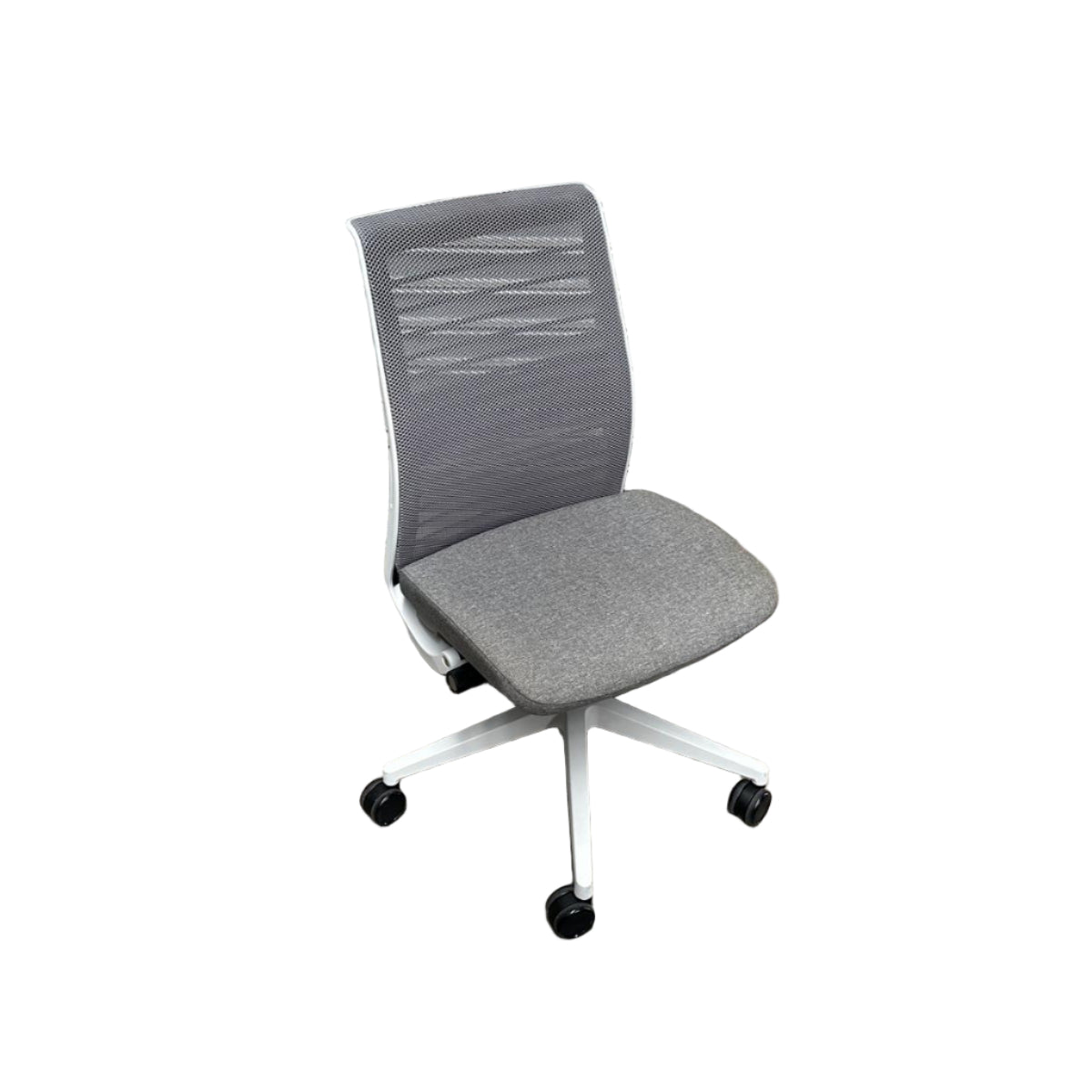 'Steelcase' Think chair without arms