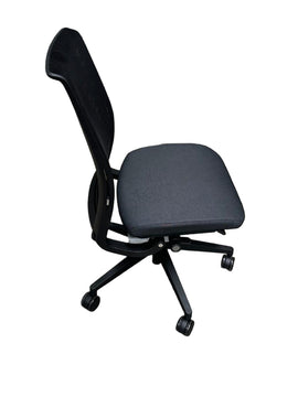 'Steelcase' Think chair