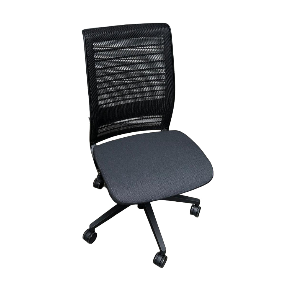 'Steelcase' Think chair