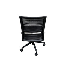 Load image into Gallery viewer, &#39;Steelcase&#39; Think chair
