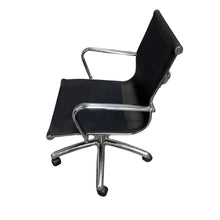 Load image into Gallery viewer, Meeting Chair
