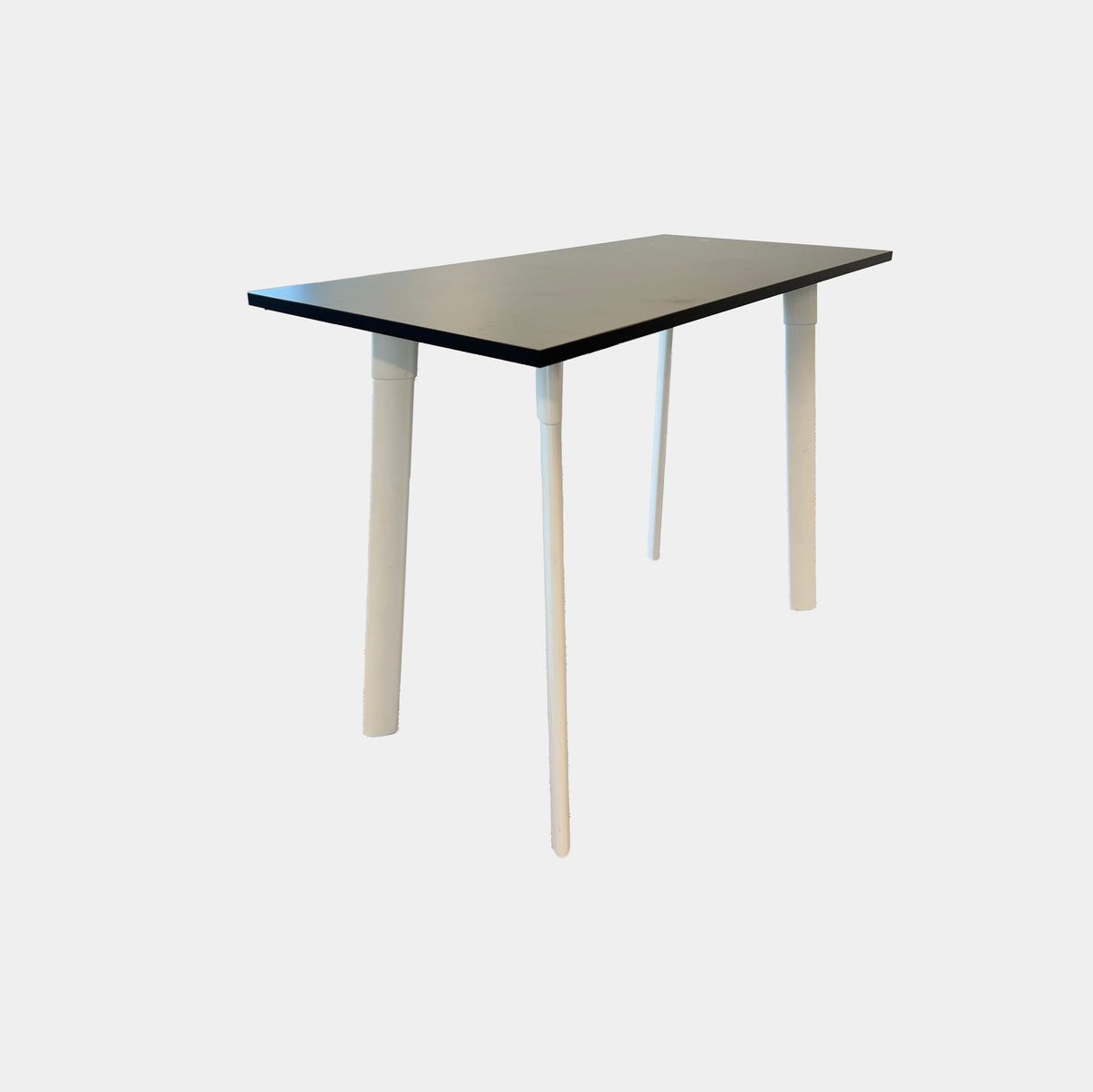 'Haworth' Immerse high table – Green Furniture Hub