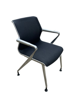 'Vitra' Unix Chair